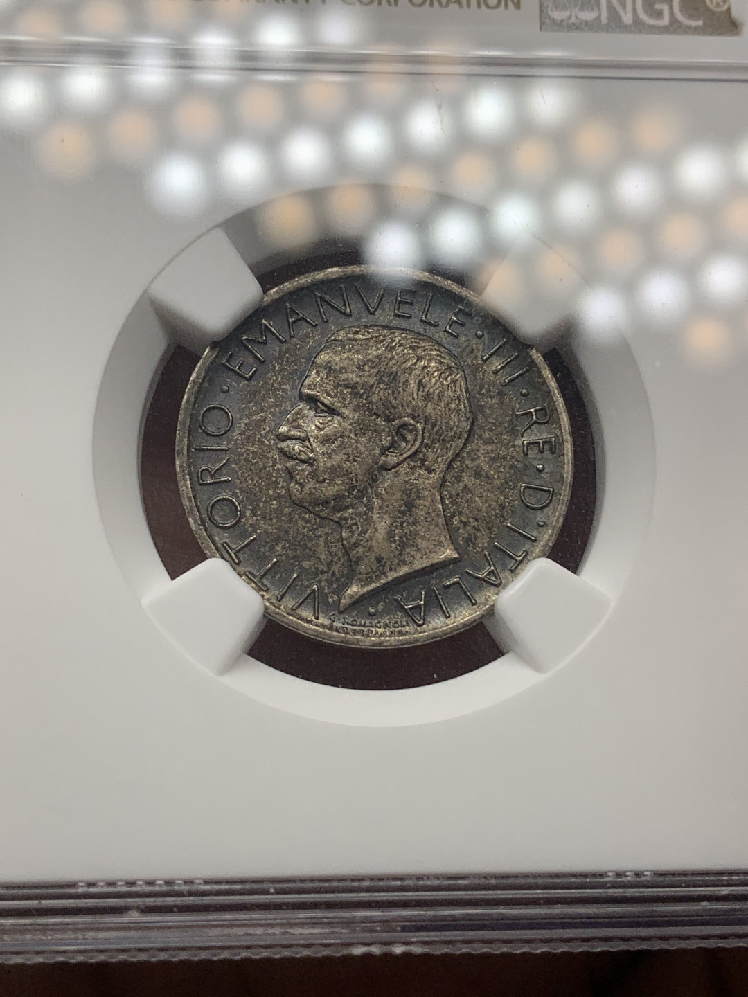 《竞宝斋》钱币微拍-第16场-本周日，周一2场连拍（全场顺丰包邮） NGC-MS62 意大利 1927年 5里拉 银币 难得黑包浆，不要错过！