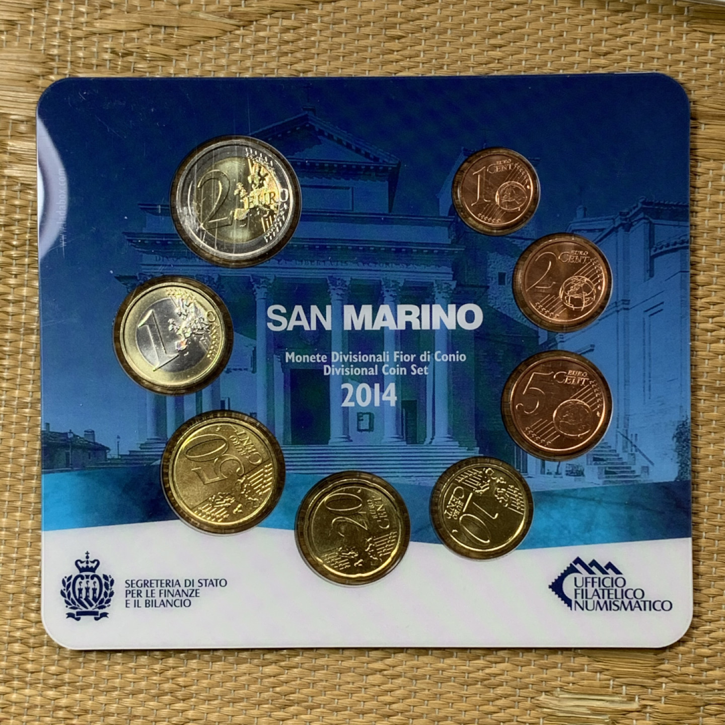 《竞宝斋》钱币微拍-第16场-本周日，周一2场连拍（全场顺丰包邮） 圣马力诺2014年原封套币