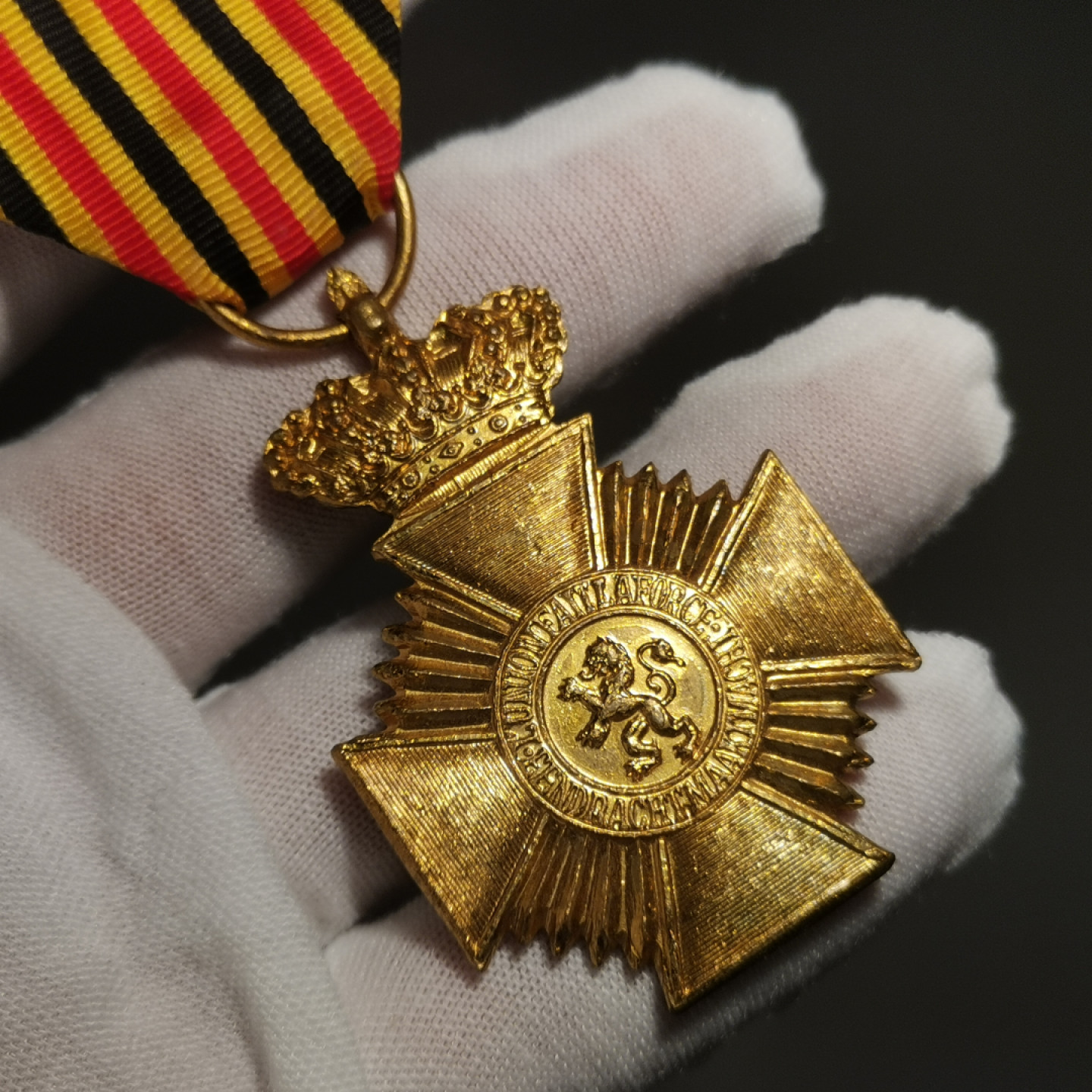 世界勋奖徽章第1期拍卖 比利时军事十字勋章