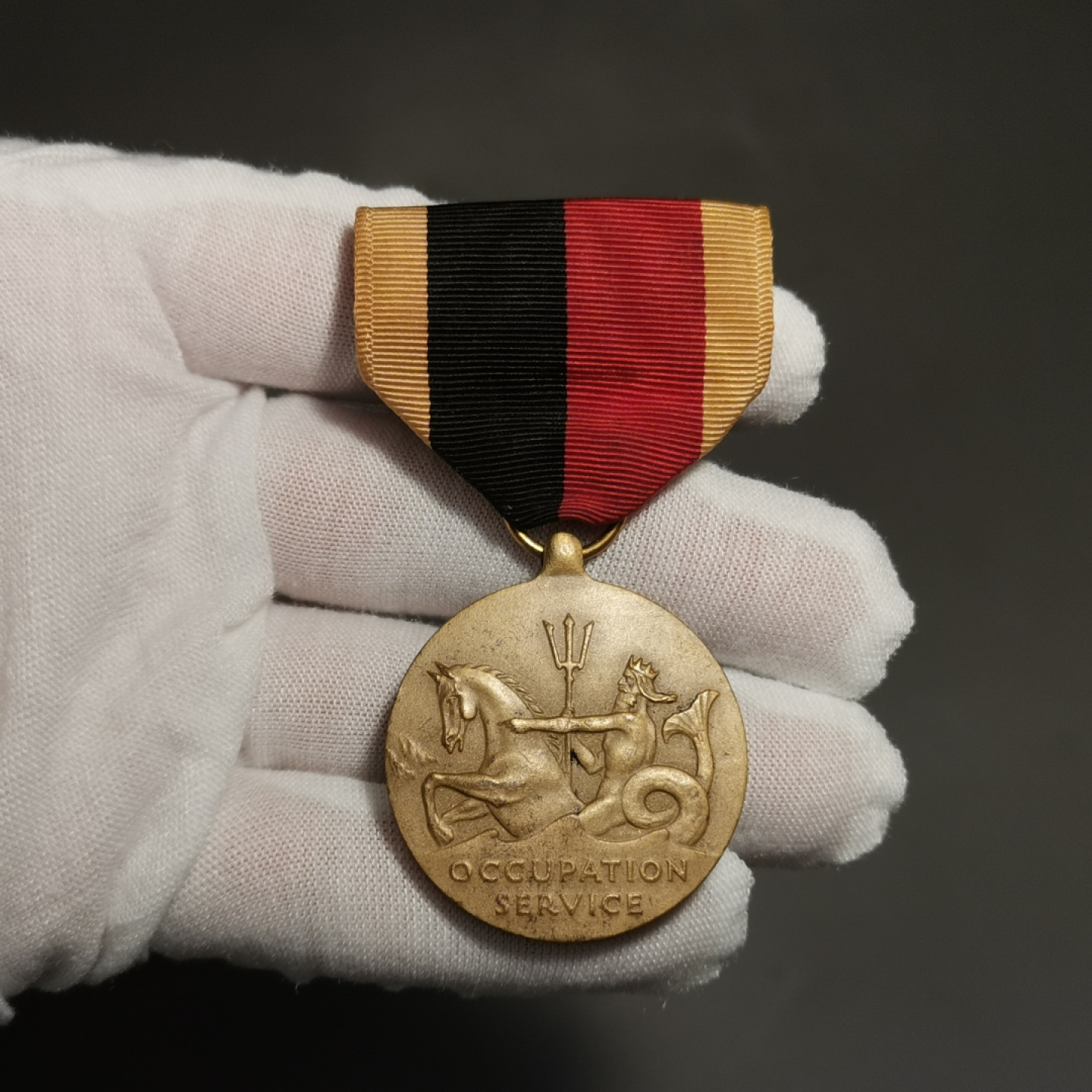 世界勋奖徽章第1期拍卖 美国二战海军占领奖章