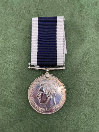 11月27日英王专拍 - 大英帝国海军长期服役奖章