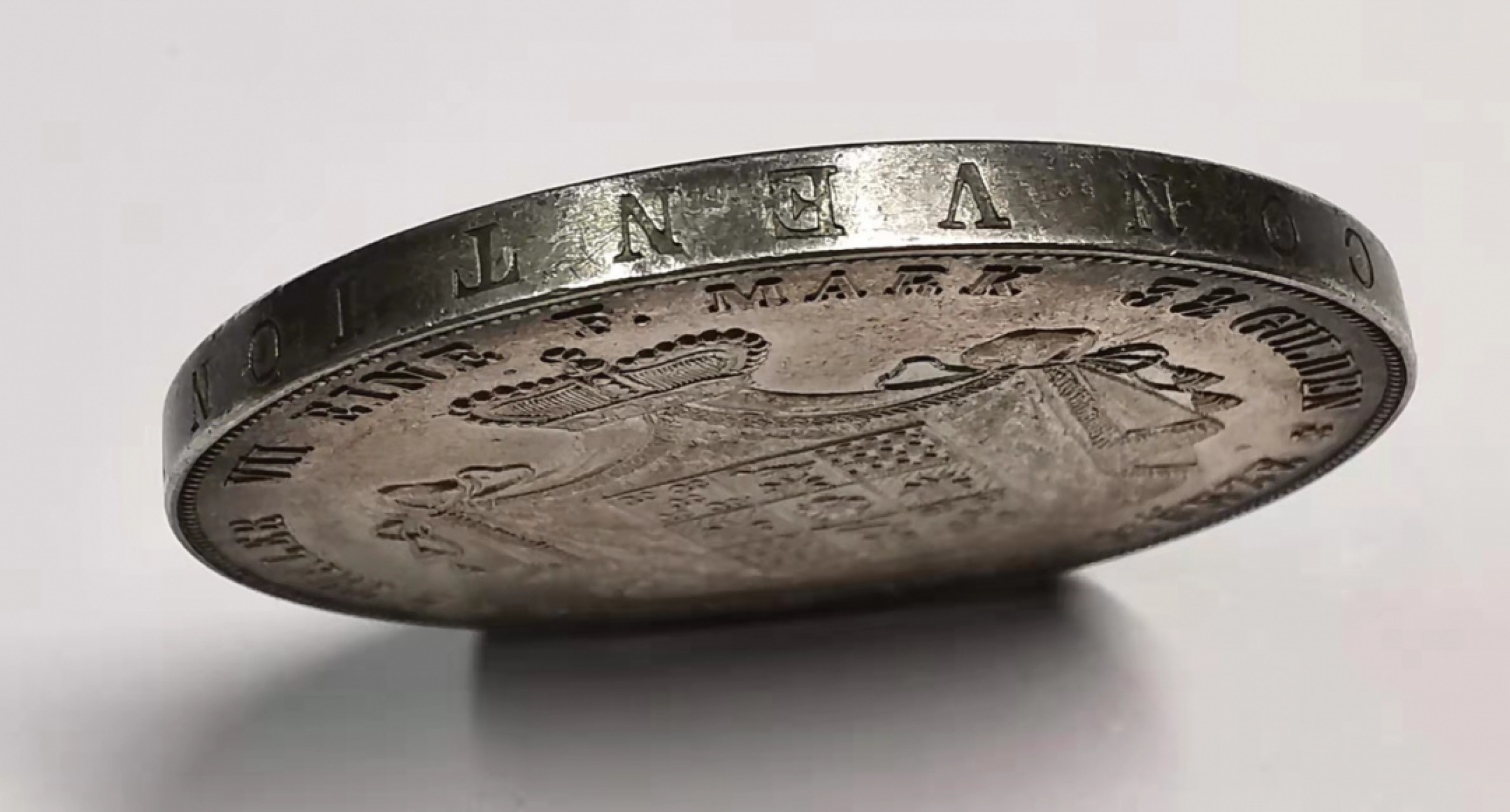 凡希社世界钱币微拍第一百七十九期 荐！1843利普达蒙德2泰勒大银一年型aUNC淡金彩实物极赞！