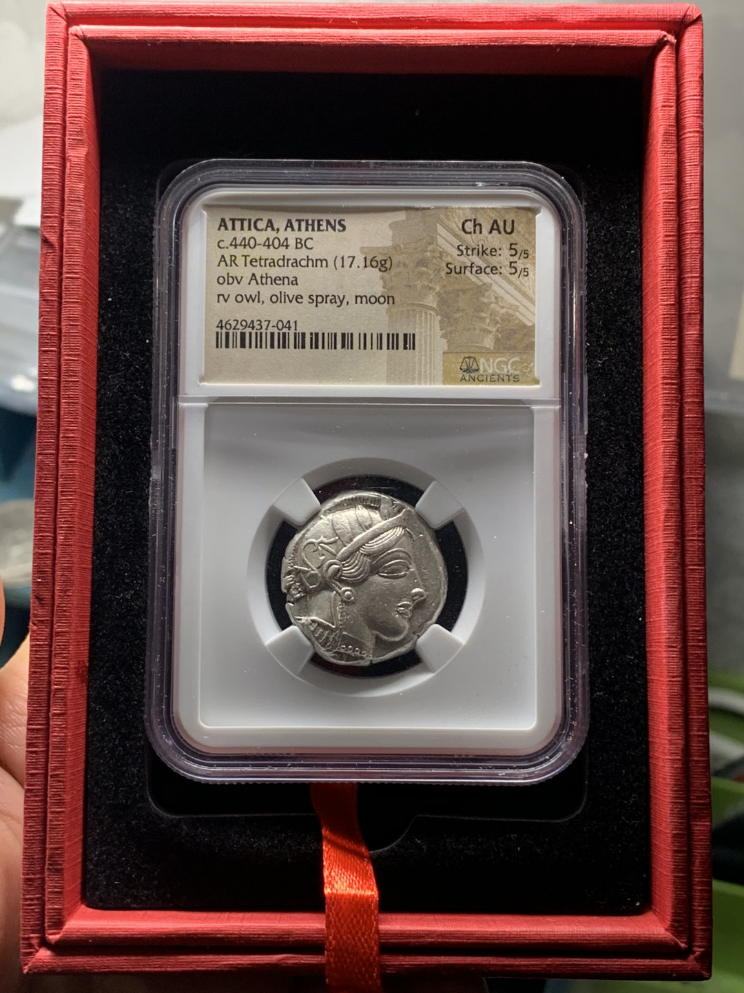 《竞宝斋》钱币微拍-第17场-本周日，周一2场连拍（全场顺丰包邮） NGC 评级 古希腊 CH-AU 双五分 公元前440-404年 正面为雅典娜女神 全脸币胚圆润，背面为呆萌猫头鹰  热门系列