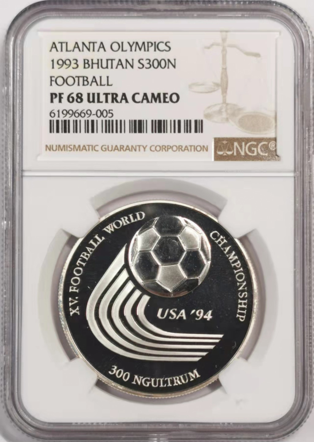 凡希社世界钱币微拍第一百七十九期 1993不丹奥运足球精铸大银NGC-PF68UC