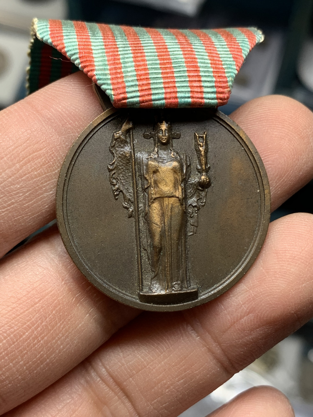 《竞宝斋》钱币微拍-第17场-本周日，周一2场连拍（全场顺丰包邮） 意大利 1940年 二战勋章 稀少