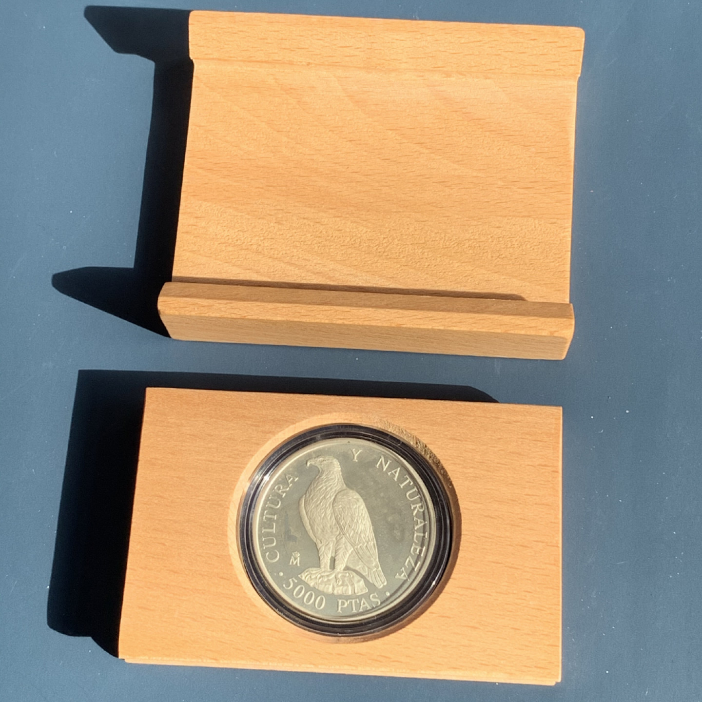 《竞宝斋》钱币微拍-第17场-本周日，周一2场连拍（全场顺丰包邮） 西班牙 1994年 自然文化系列 5000比塞塔 大银币 54克925银 