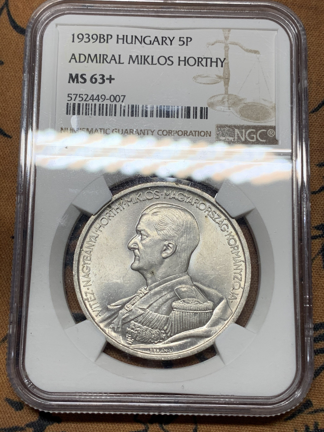 《竞宝斋》钱币微拍-第17场-本周日，周一2场连拍（全场顺丰包邮） NGC-MS63+ 匈牙利 1939年 摄政王 5潘果 大银币 车轮转光