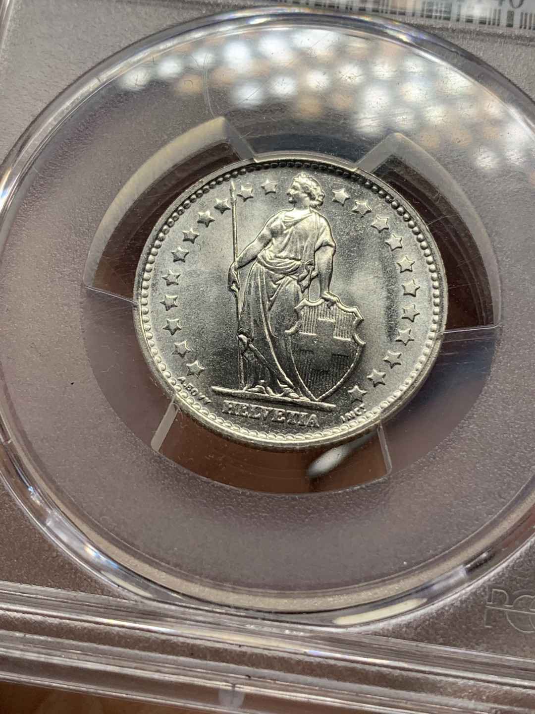 《竞宝斋》钱币微拍-第17场-本周日，周一2场连拍（全场顺丰包邮） PCGS-MS66 瑞士 1967B 1法郎 女神 银币 转光强烈 构图精美 高分小辅币，关门银币