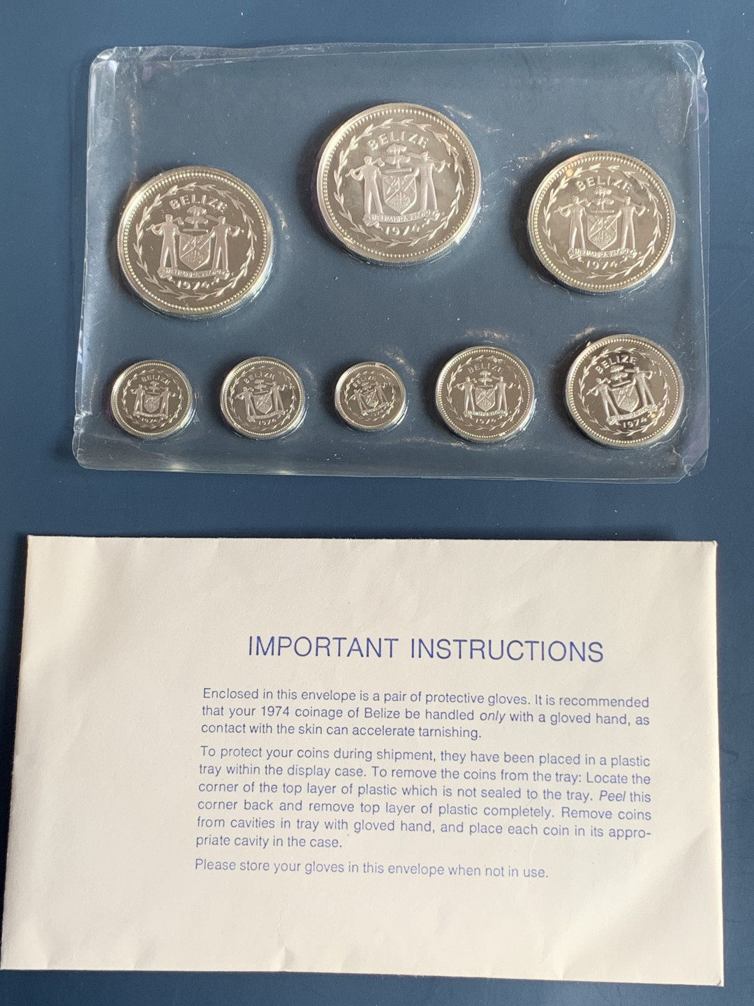 《竞宝斋》钱币微拍-第18场-本周日，周一2场连拍（全场顺丰包邮） 伯利兹 1974年 8枚装 全银套币102.79克 0.925银 29.80+26.40+19.89+9.94+6.60+2.79+4.35+3.02   绒盒保证，证书齐全，无破损