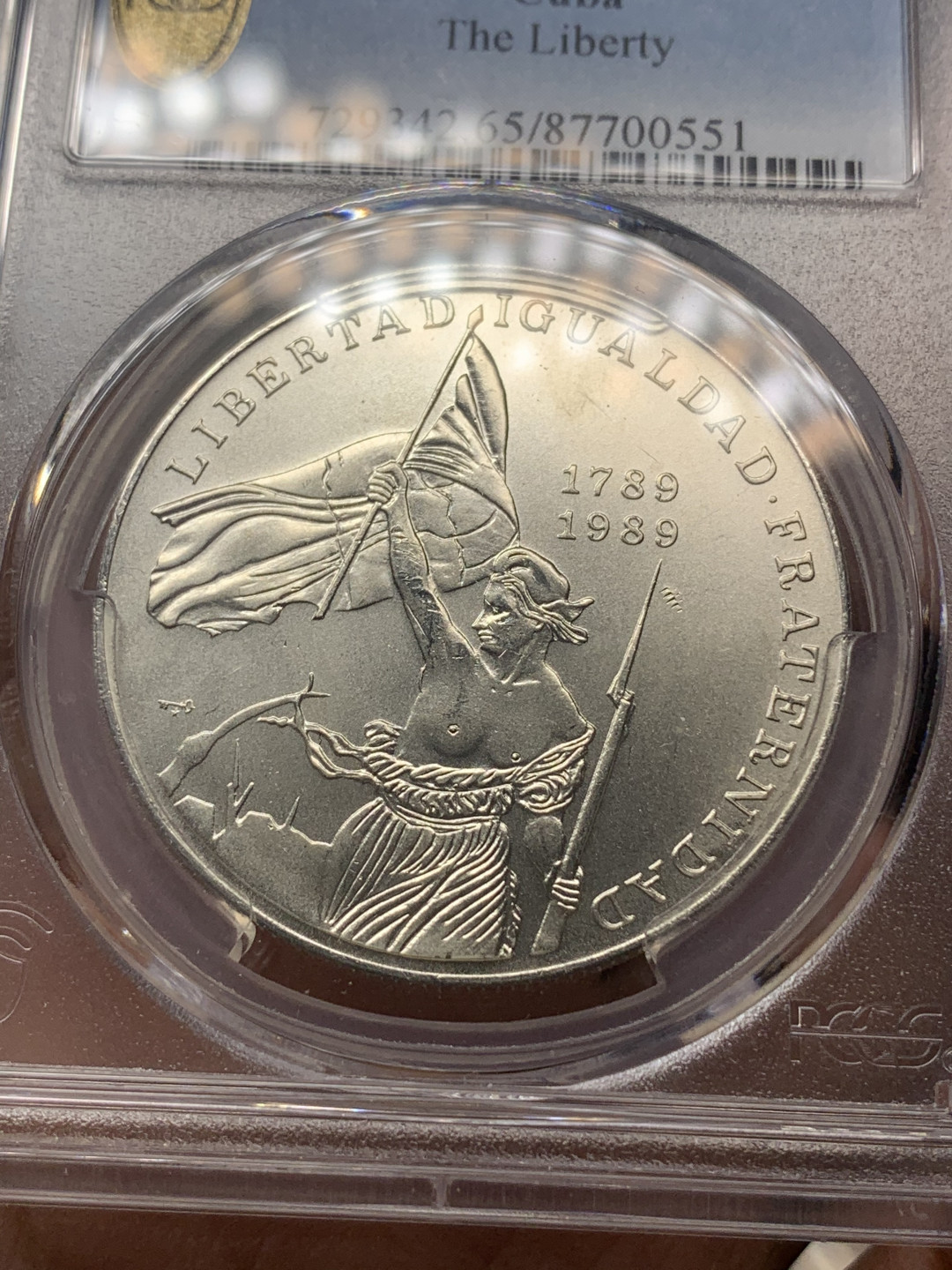 《竞宝斋》钱币微拍-第18场-本周日，周一2场连拍（全场顺丰包邮） PCGS MS65 古巴1989年圣女贞德10比索银币