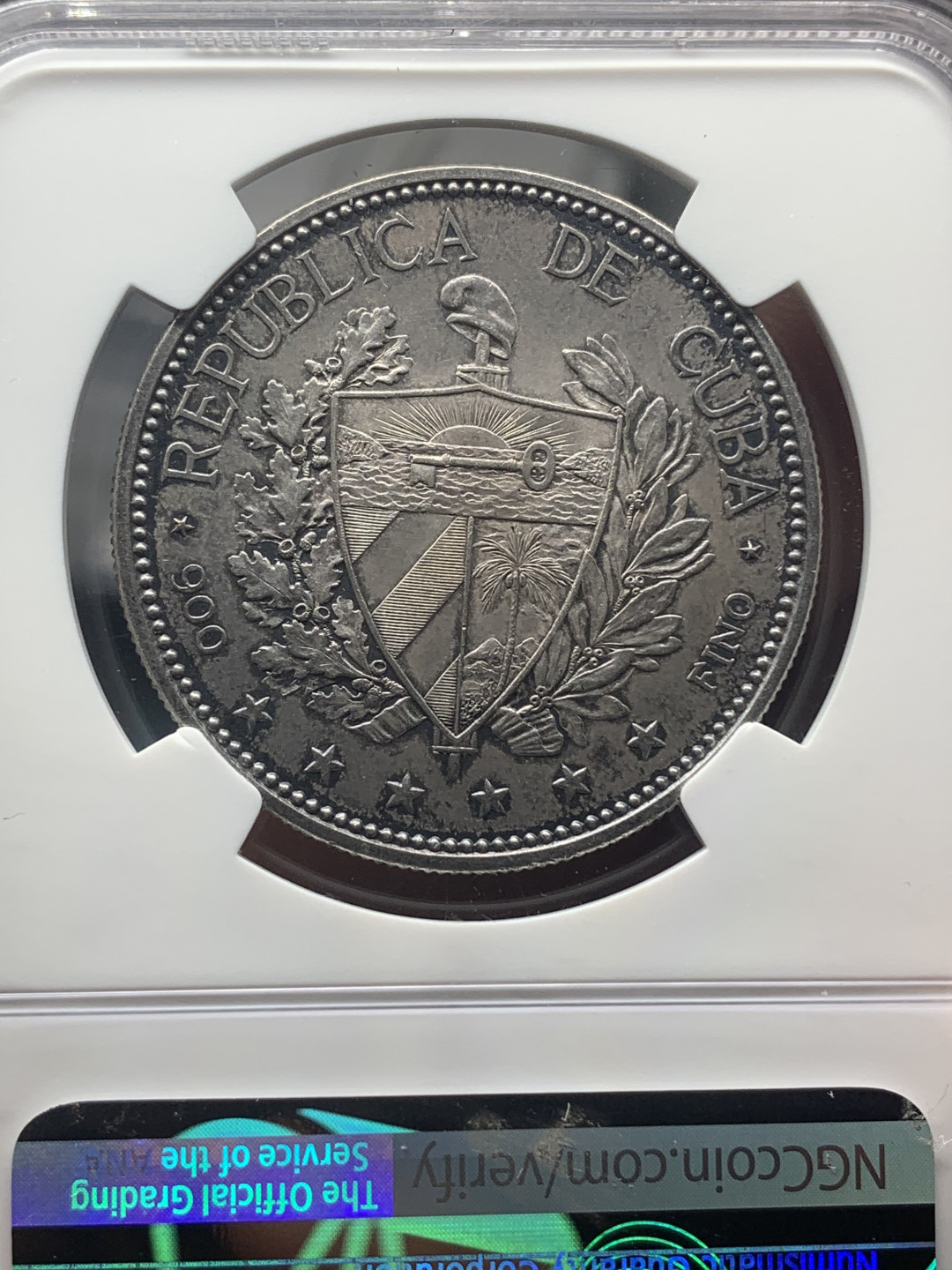 《竞宝斋》钱币微拍-第18场-本周日，周一2场连拍（全场顺丰包邮） NGC AU58 古巴1897年女神头像1比索银币 蓝色包浆，美丽古巴女神头像