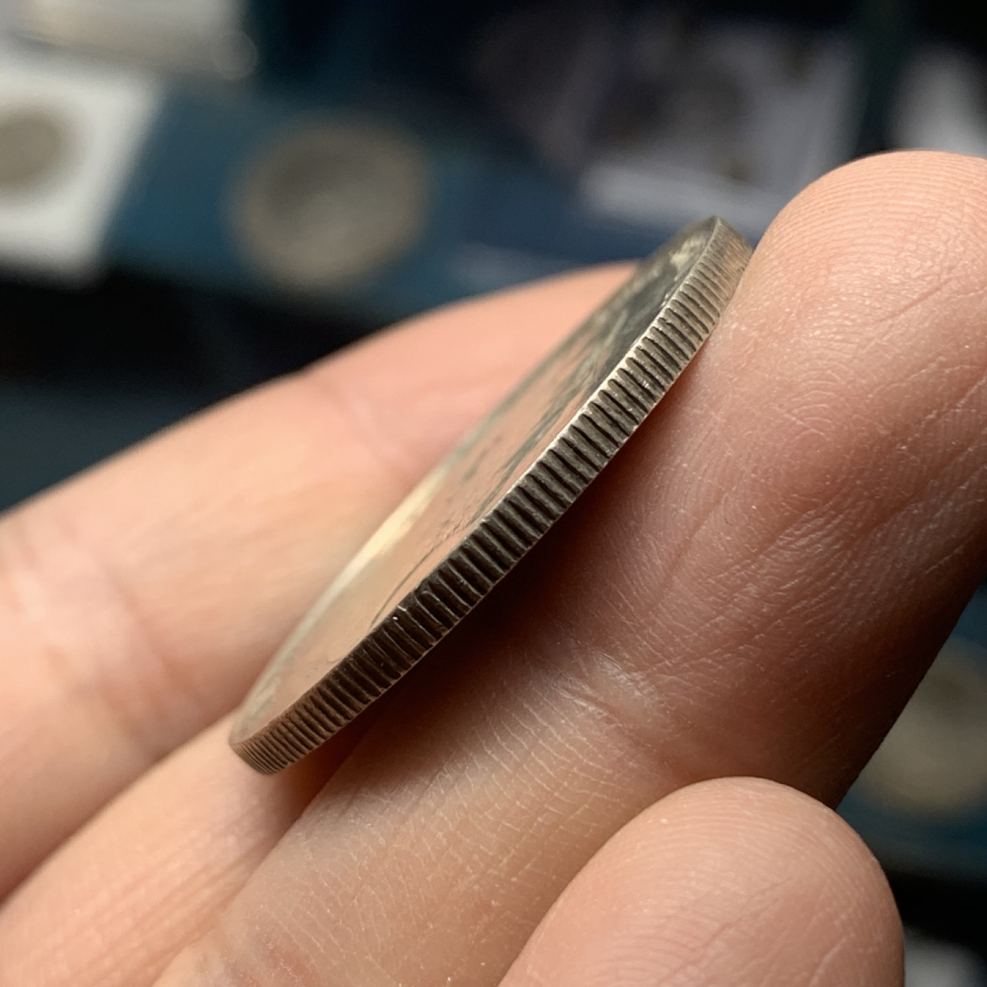 《竞宝斋》钱币微拍-第18场-本周日，周一2场连拍（全场顺丰包邮） 英国1906 爱七1/2 克朗 少见年份 好品相难得 淡彩包浆 