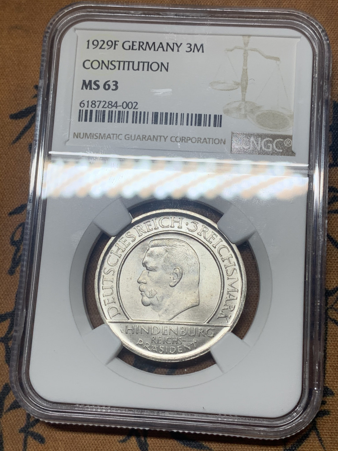 《竞宝斋》钱币微拍-第18场-本周日，周一2场连拍（全场顺丰包邮） NGC MS63 德国魏玛1929年宪法3马克银币