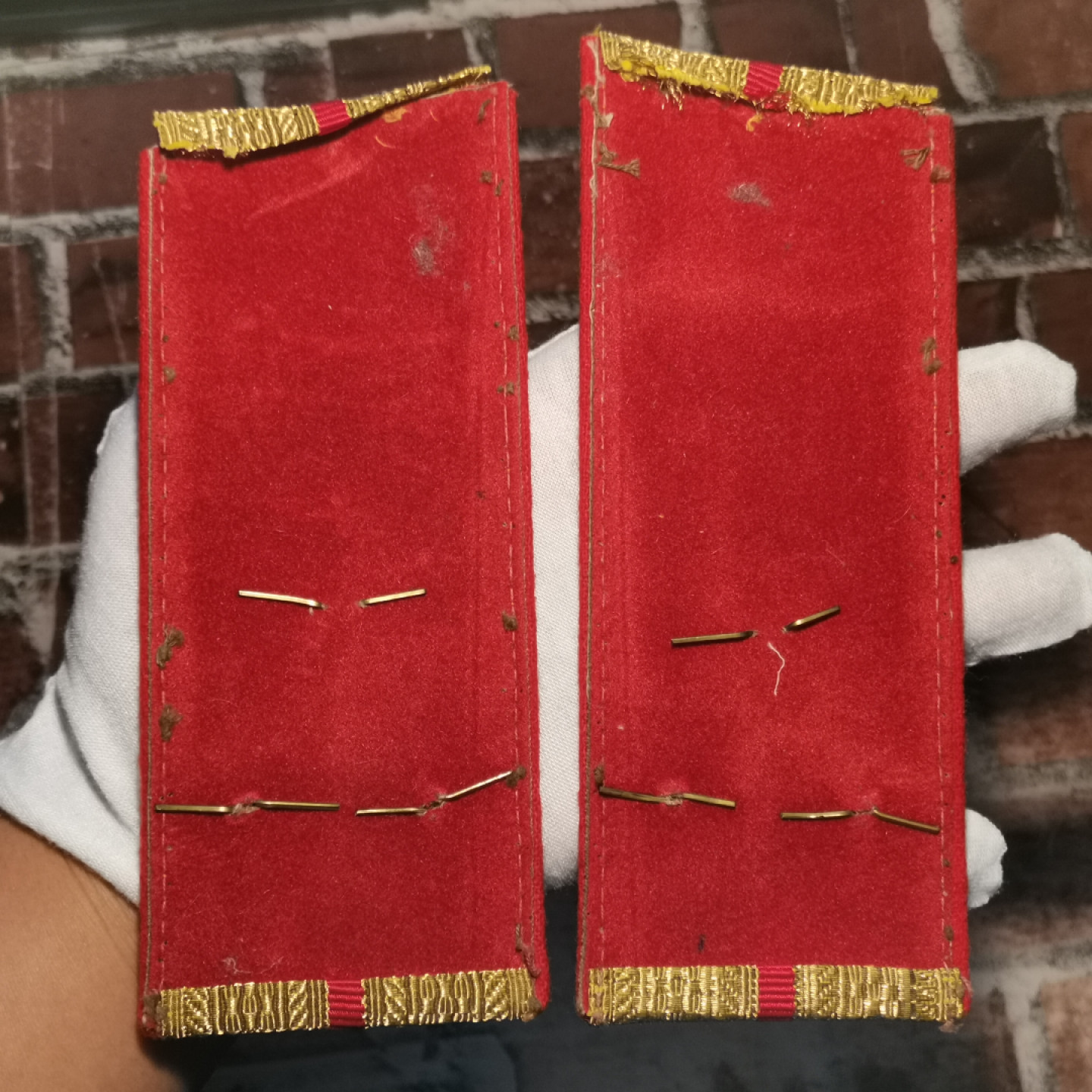 世界勋奖徽章拍卖第5期 苏联陆军上尉金色肩章