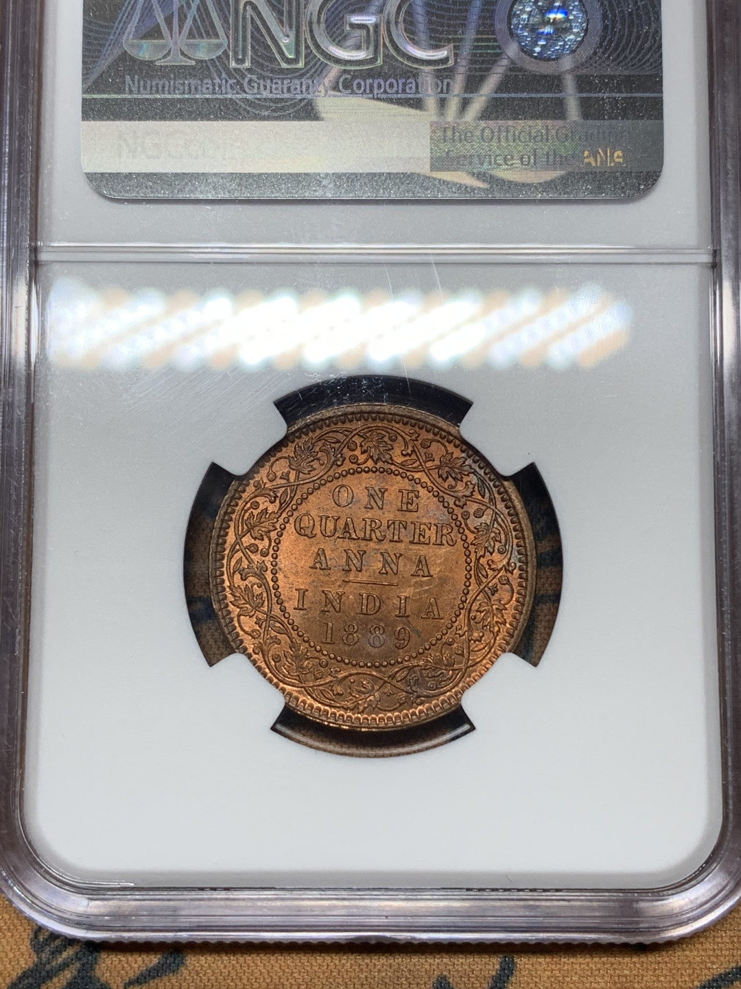 《竞宝斋》钱币微拍-第18场-本周日，周一2场连拍（全场顺丰包邮） NGC MS64RB 印度1889年1/4安娜 NGC编号：6054349-011 原光铜