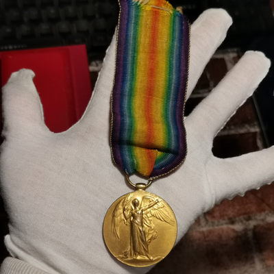 世界勋奖徽章拍卖第6期 - 长绶带*英国一战胜利奖章*带边铭