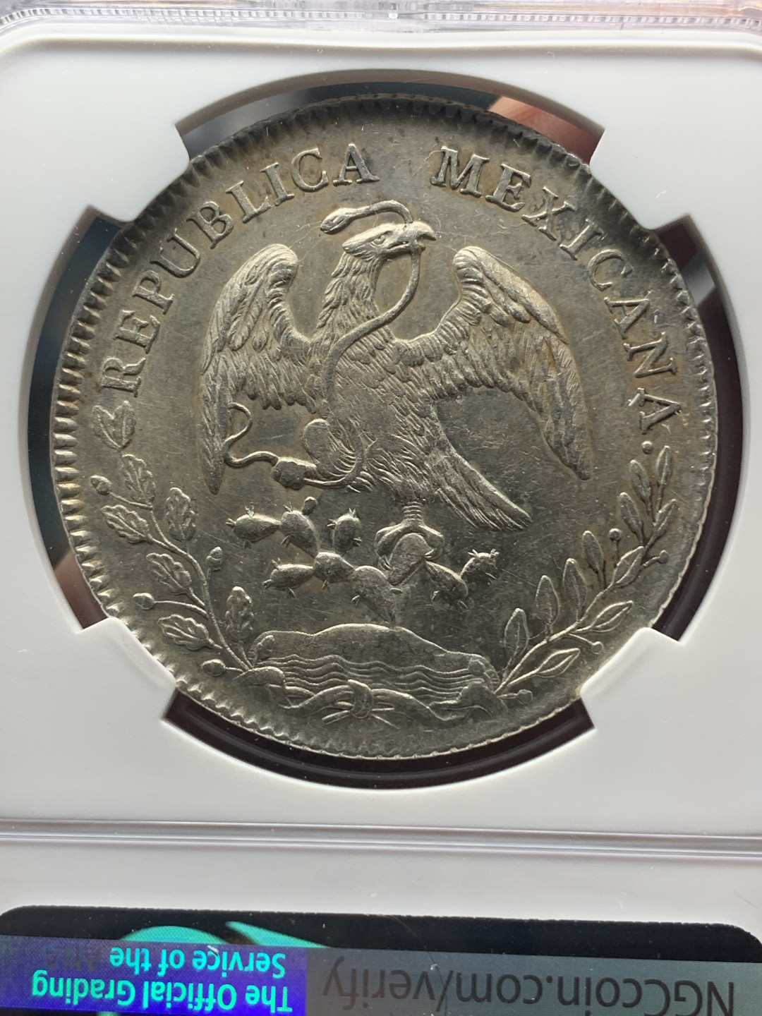 《竞宝斋》钱币微拍-第18场-本周日，周一2场连拍（全场顺丰包邮） NGC-UNC 墨西哥 1895年 ZS 8R 鹰洋银币 底板丝滑带光美品实物相当漂亮
