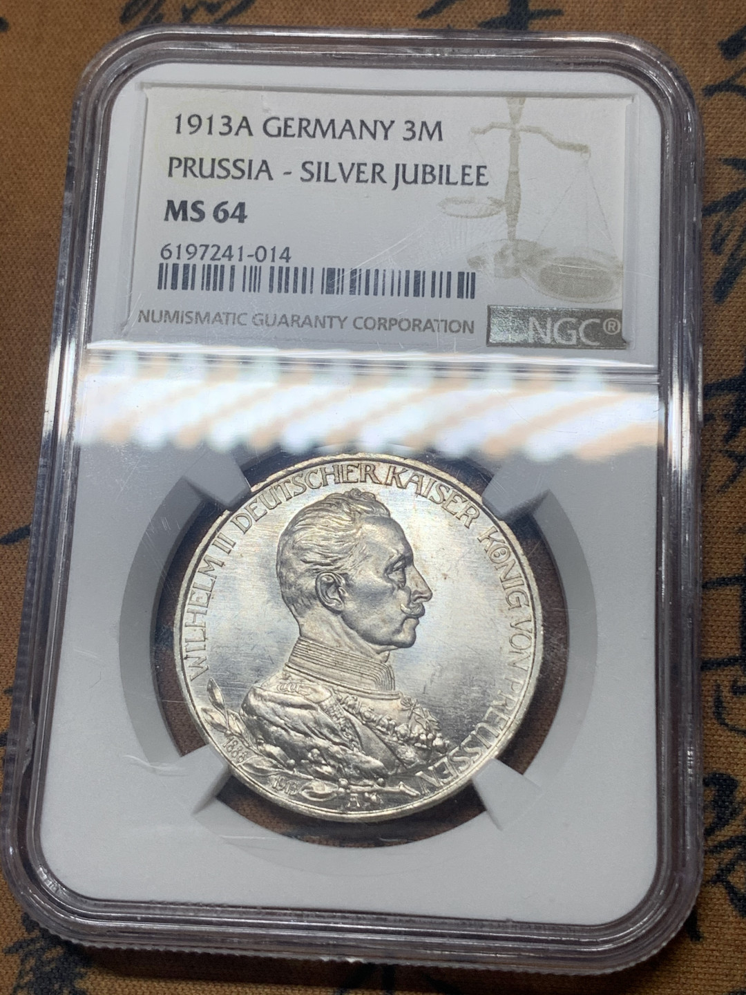 《竞宝斋》钱币微拍-第18场-本周日，周一2场连拍（全场顺丰包邮） NGC-MS64 德国 1913年戎装3马克 银币 PL 底板 无可挑剔