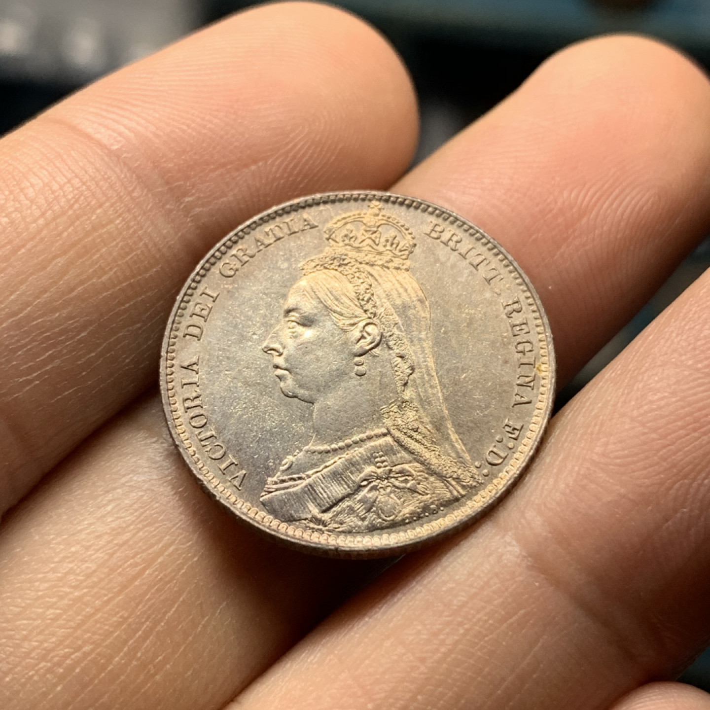 《竞宝斋》钱币微拍-第18场-本周日，周一2场连拍（全场顺丰包邮） UNC英国 1890年 大头版 1先令 双面五彩