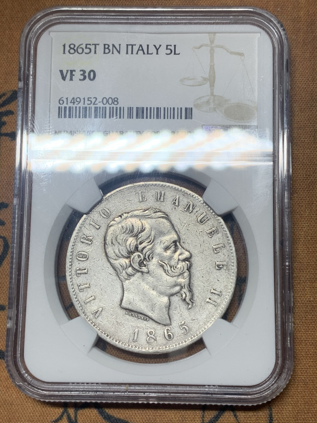《竞宝斋》钱币微拍-第18场-本周日，周一2场连拍（全场顺丰包邮） NGC评级VF30 少见T厂 1865年意大利埃曼努尔二世5里拉银币