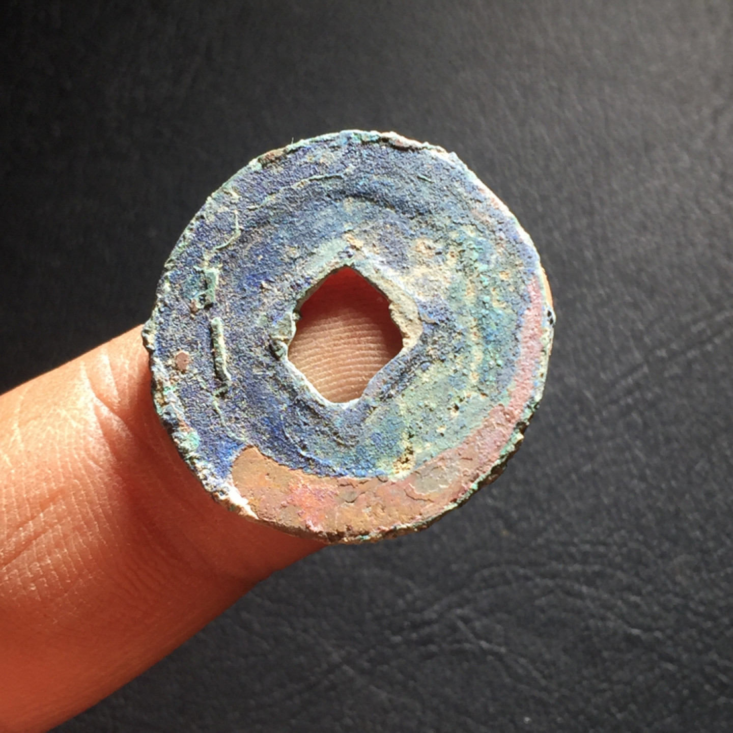 山东鲁豫钱币拍卖第二期（绝对有漏） 元祐通宝爆蓝结晶美锈