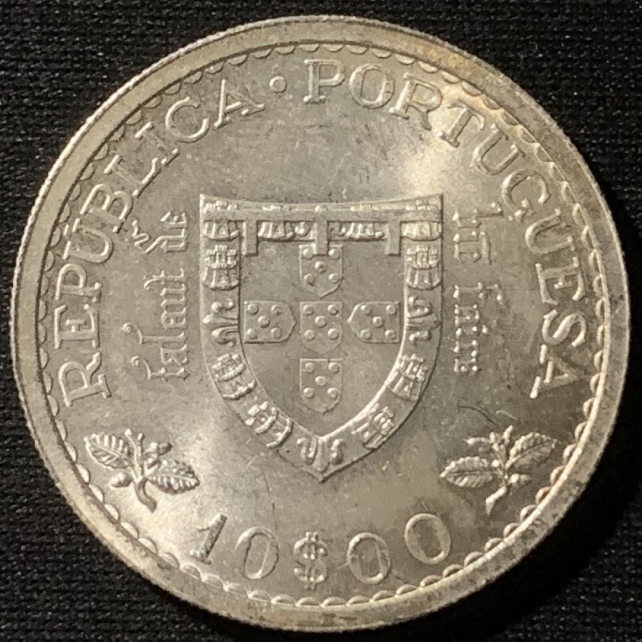 紫瑗钱币——第162期拍卖 葡萄牙 1960年 亨利王子500周年 10埃斯库多 12.5克 0.8银 UNC