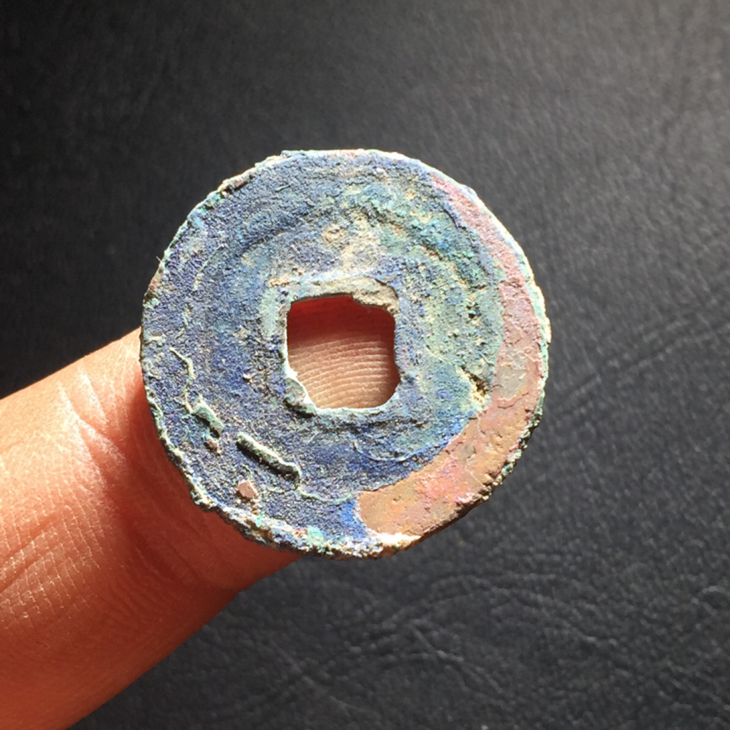 山东鲁豫钱币拍卖第二期（绝对有漏） 元祐通宝爆蓝结晶美锈