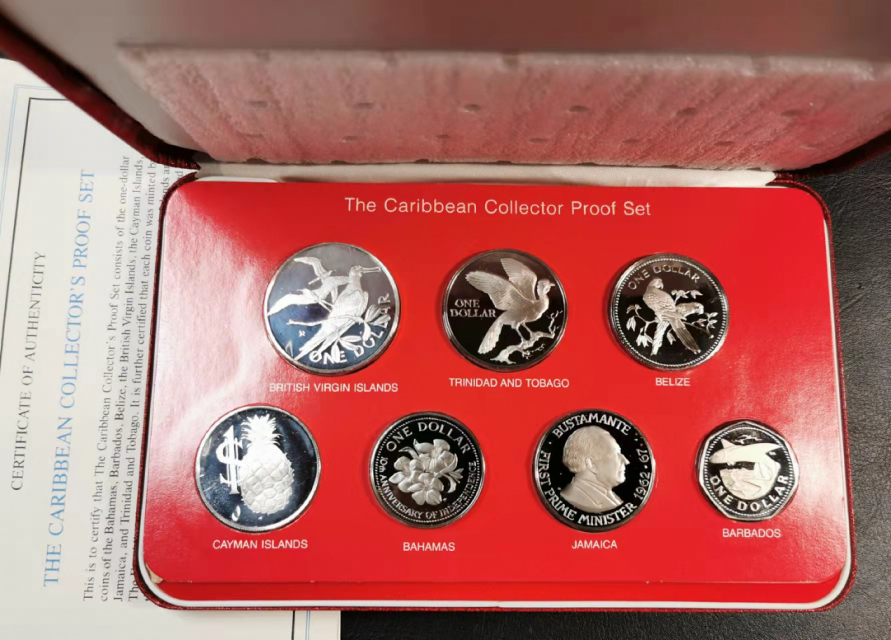 凡希社世界钱币微拍第一百八十期 1983加勒比七国精铸套币原盒证书