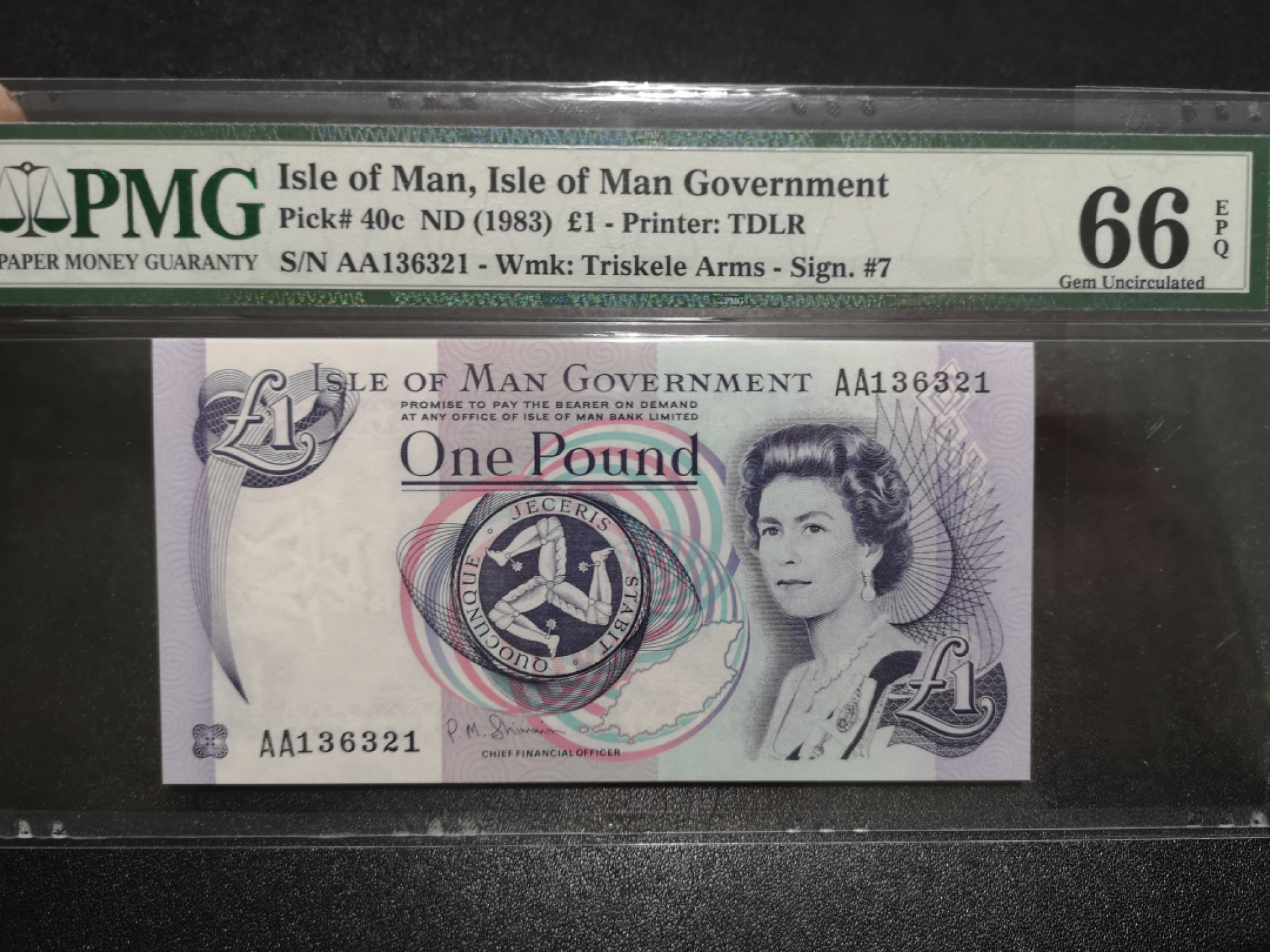 《外钞收藏家》第一百五十二期拍卖（本期98件） 1983年马恩岛1镑 PMG66 AA冠