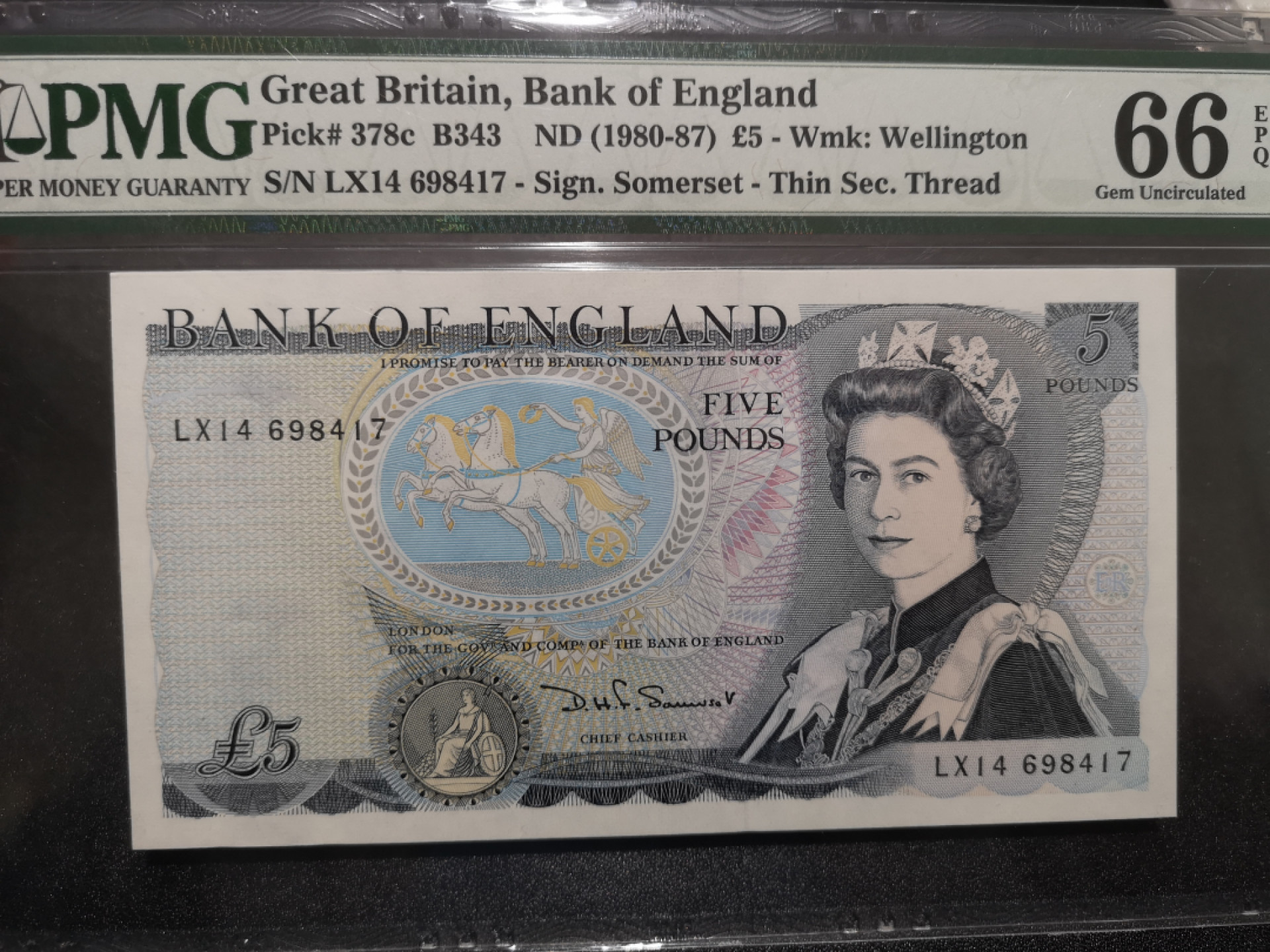 《外钞收藏家》第一百五十二期拍卖（本期98件） 英国D序列5镑 PMG66