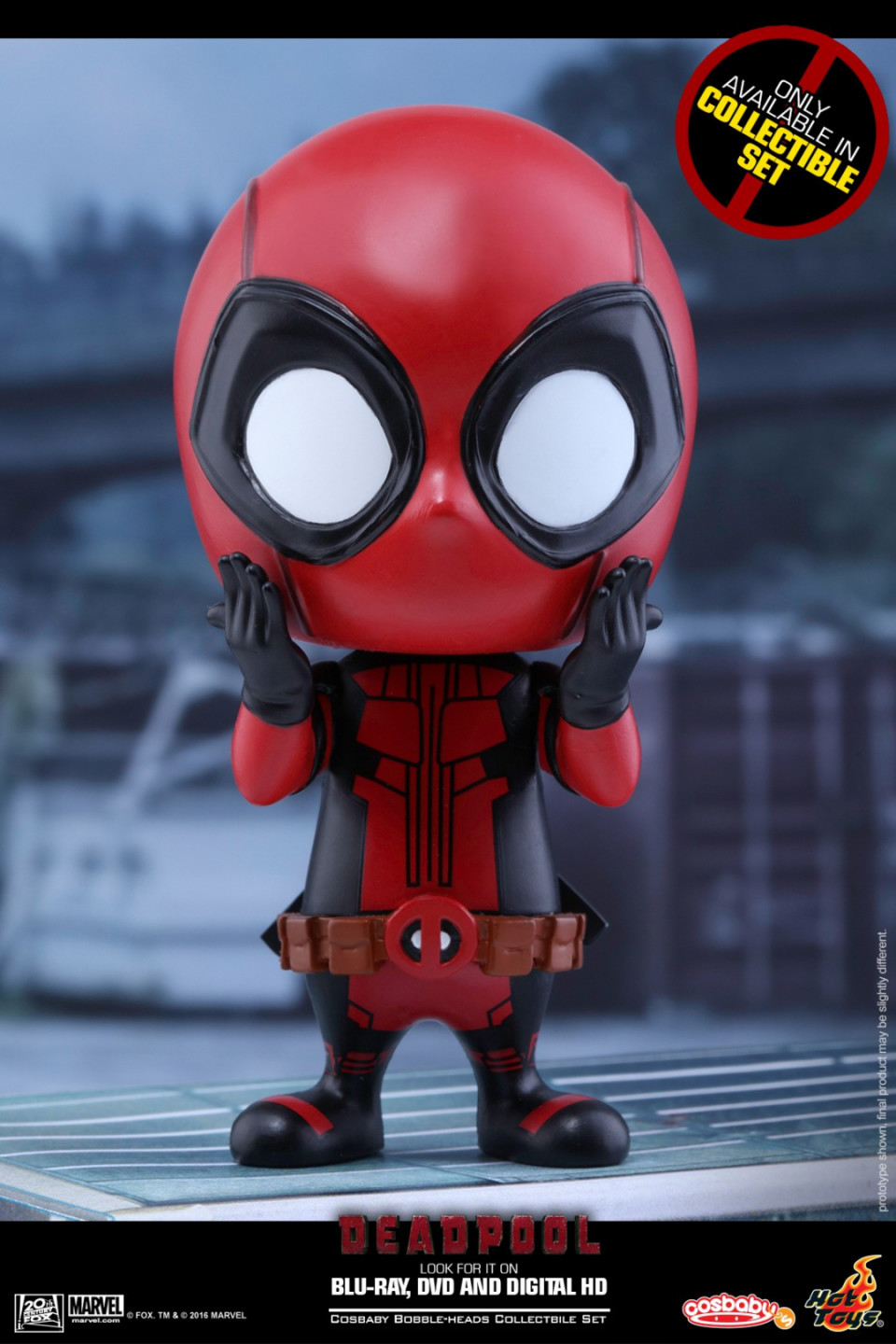 零元拍：Hot Toys ：《死侍》COSBABY系列 摇头公仔，COSB246: 惊讶版+心型手势版+战斗姿态版 套装全新未拆。