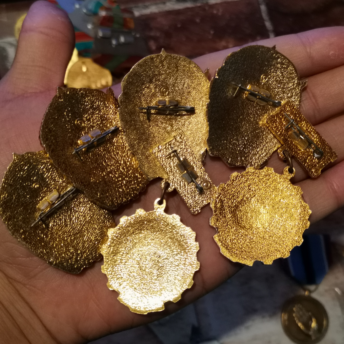 世界勋奖徽章拍卖第12期 苏联劳动荣誉勋章一组