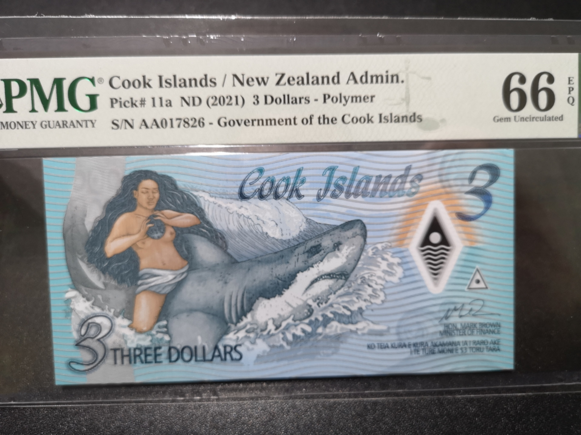 《外钞收藏家》第一百五十三期拍卖（本期94件） 2021年库克群岛3刀 PMG66 AA冠 尾26