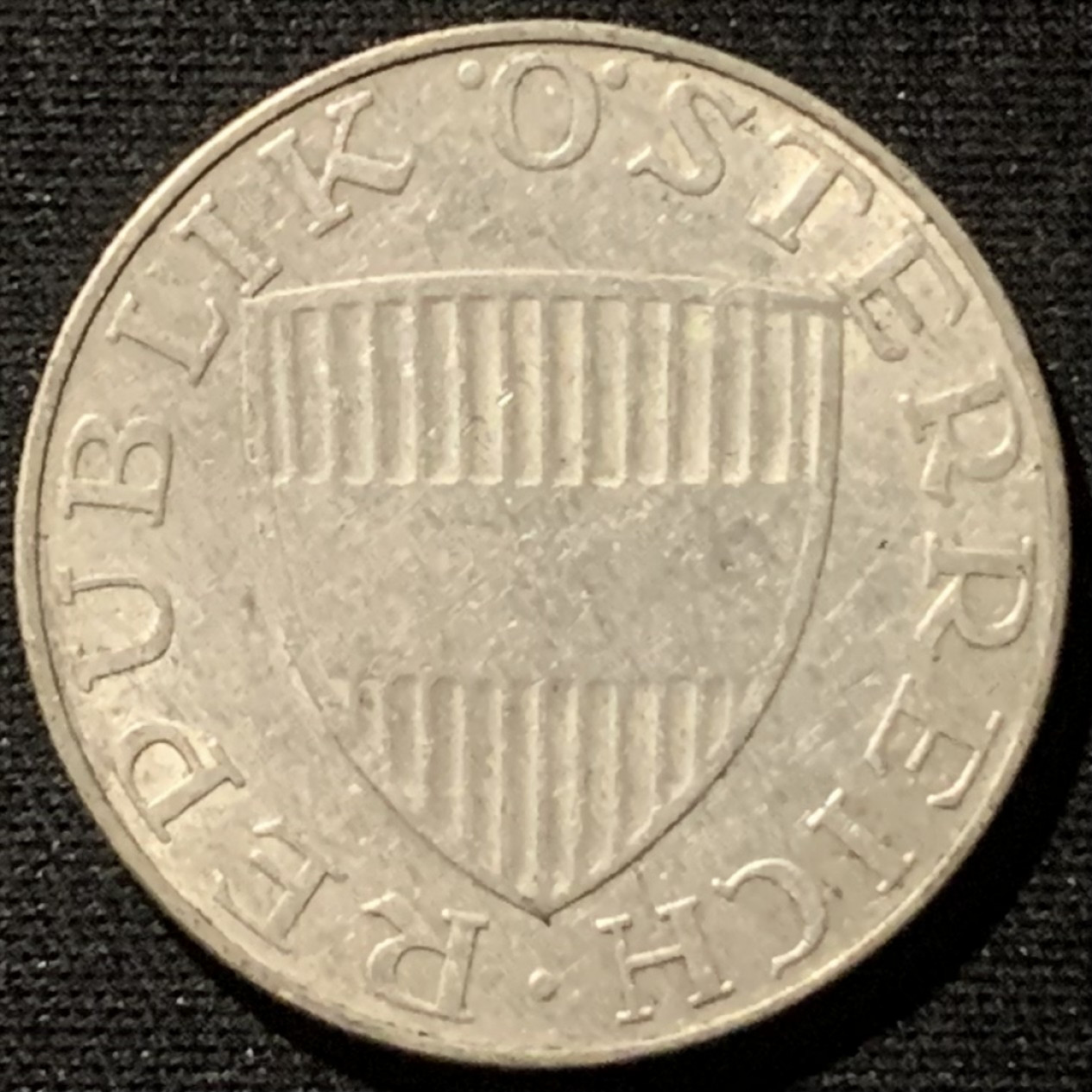 紫瑗钱币——第157期拍卖 奥地利 1958年 女神 10先令 7.5克 0.64银 