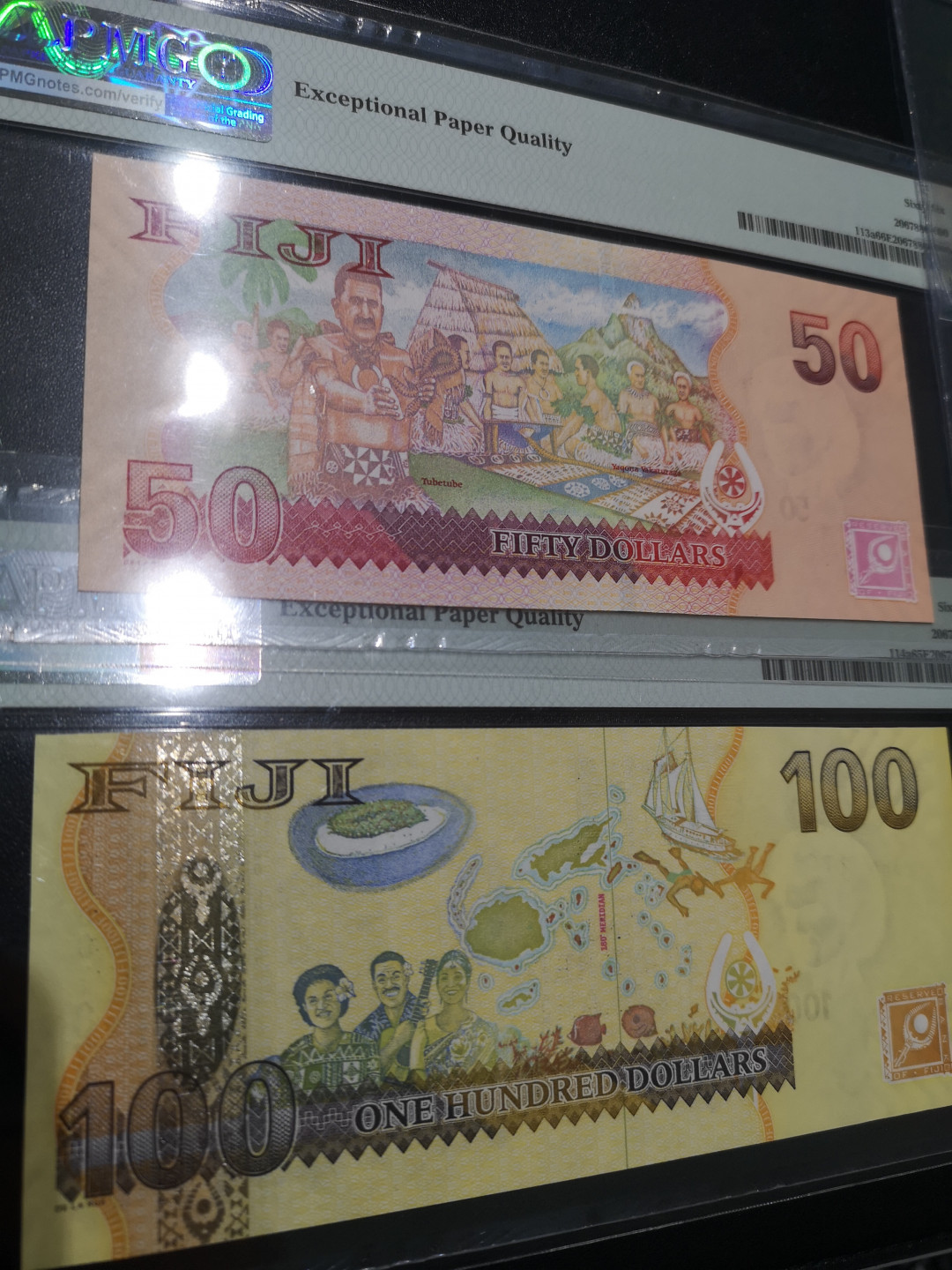 《外钞收藏家》第一百五十三期拍卖（本期94件） 2007年斐济全同号1878号 一套 PMG65-66 分数如图