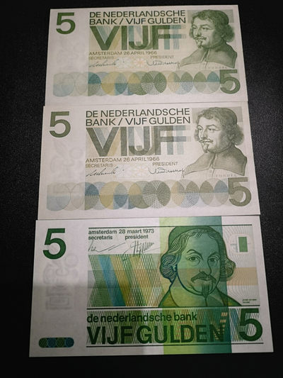 《外钞收藏家》第一百五十三期拍卖（本期94件） - 荷兰1973年5盾近全新  另外两张VF品相 3张一起