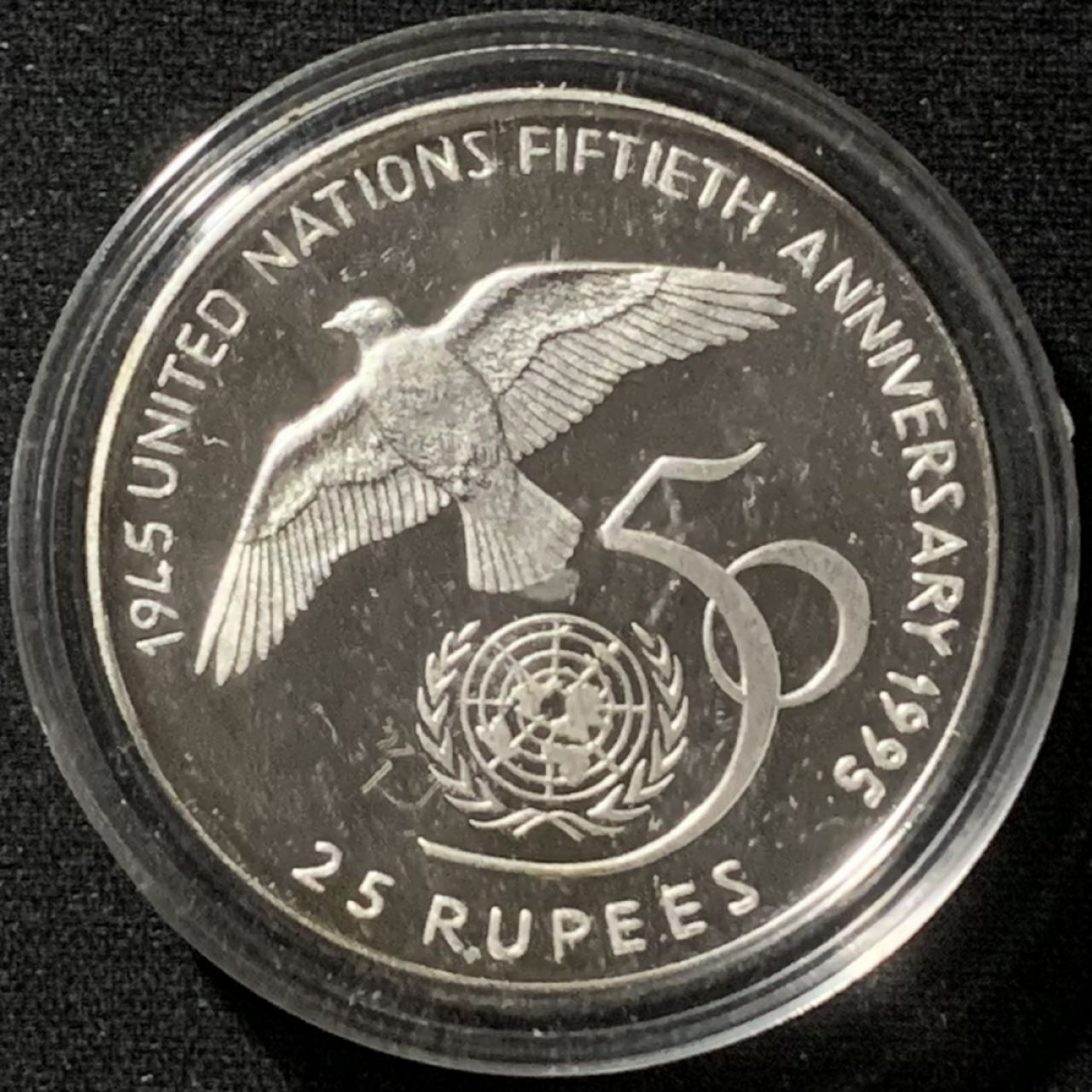 紫瑗钱币——第162期拍卖 塞舌尔 1995年 联合国成立50周年 25卢比 28.28克 0.925银 精制