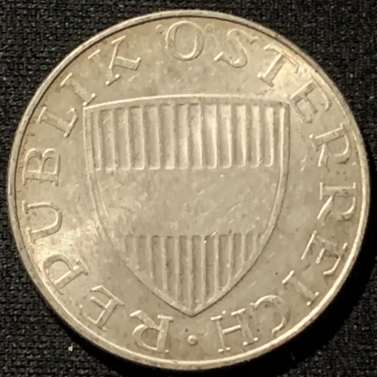 紫瑗钱币——第157期拍卖 奥地利 1972年 女神 10先令 7.5克 0.64银 UNC