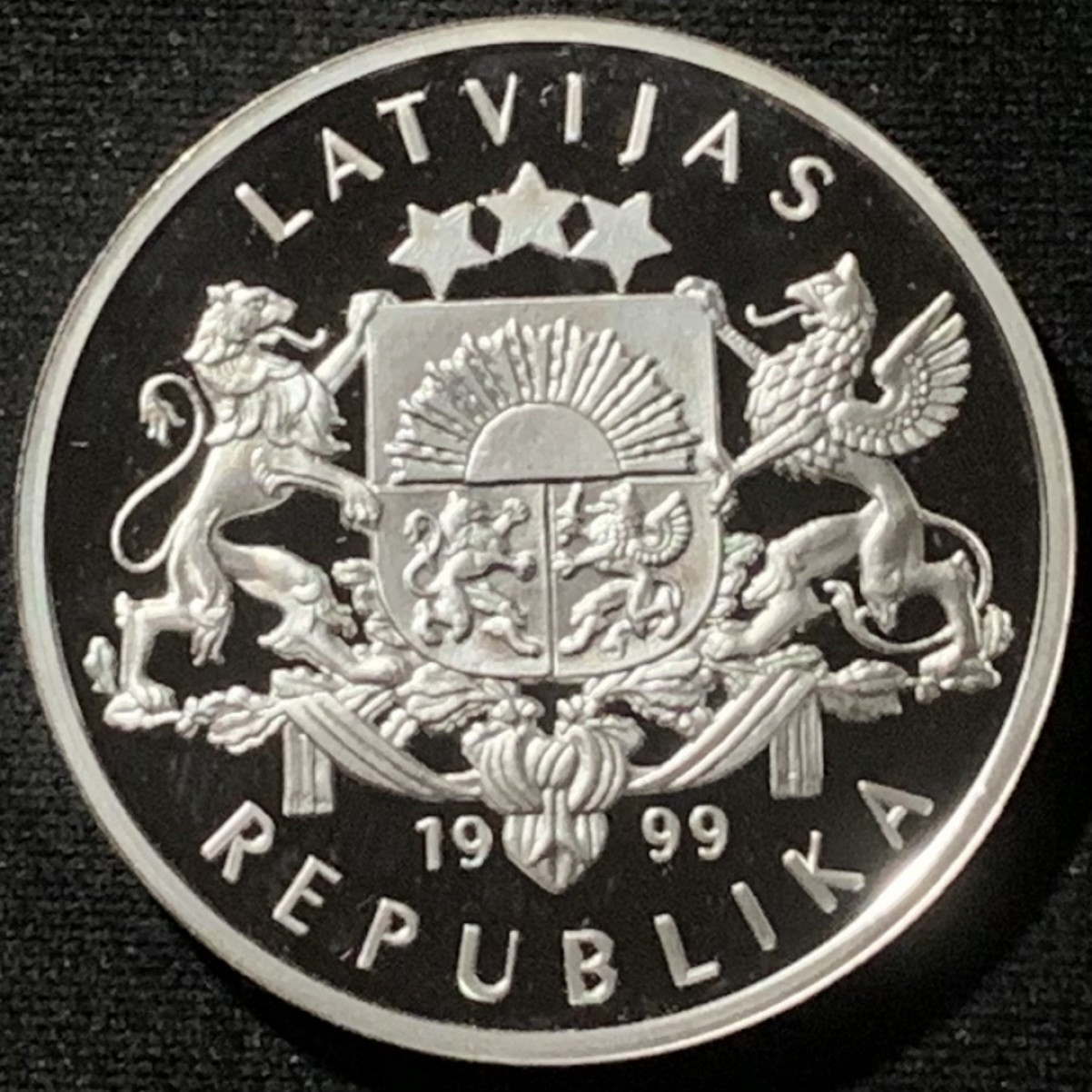 紫瑗钱币——第162期拍卖 拉脱维亚 1999年 悉尼奥运会 自行车 1拉特 20克 0.925银 精制