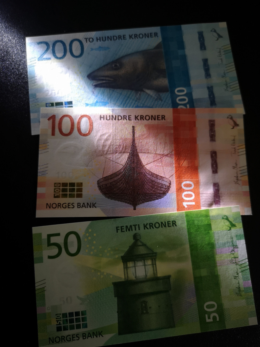 《外钞收藏家》第一百五十三期拍卖（本期94件） 挪威最新版  3张小套 全新UNC 