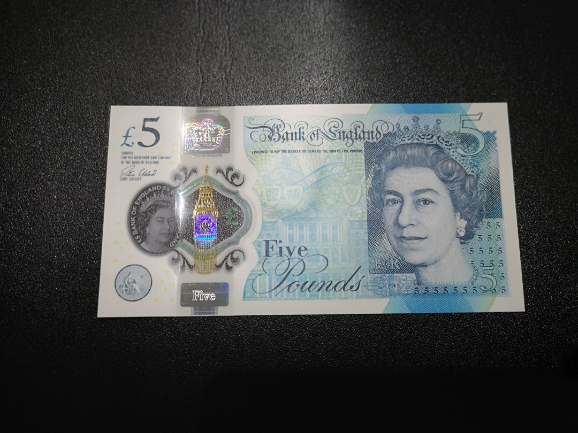 《外钞收藏家》第一百五十三期拍卖（本期94件） 英国2015年5英镑塑料钞狮子号 UNC