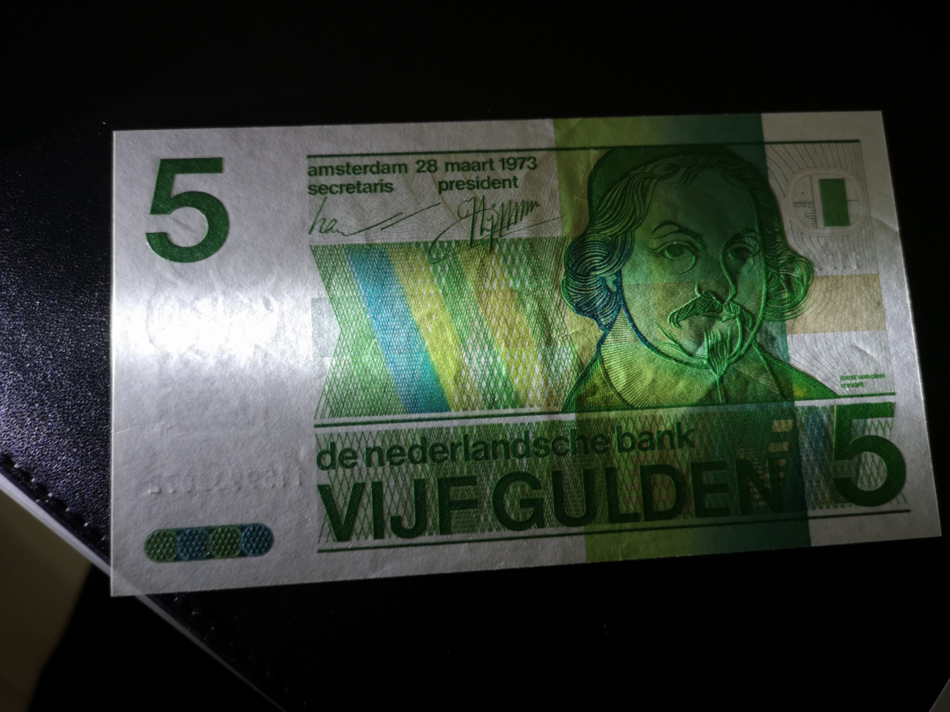 《外钞收藏家》第一百五十三期拍卖（本期94件） 荷兰1973年5盾近全新  另外两张VF品相 3张一起