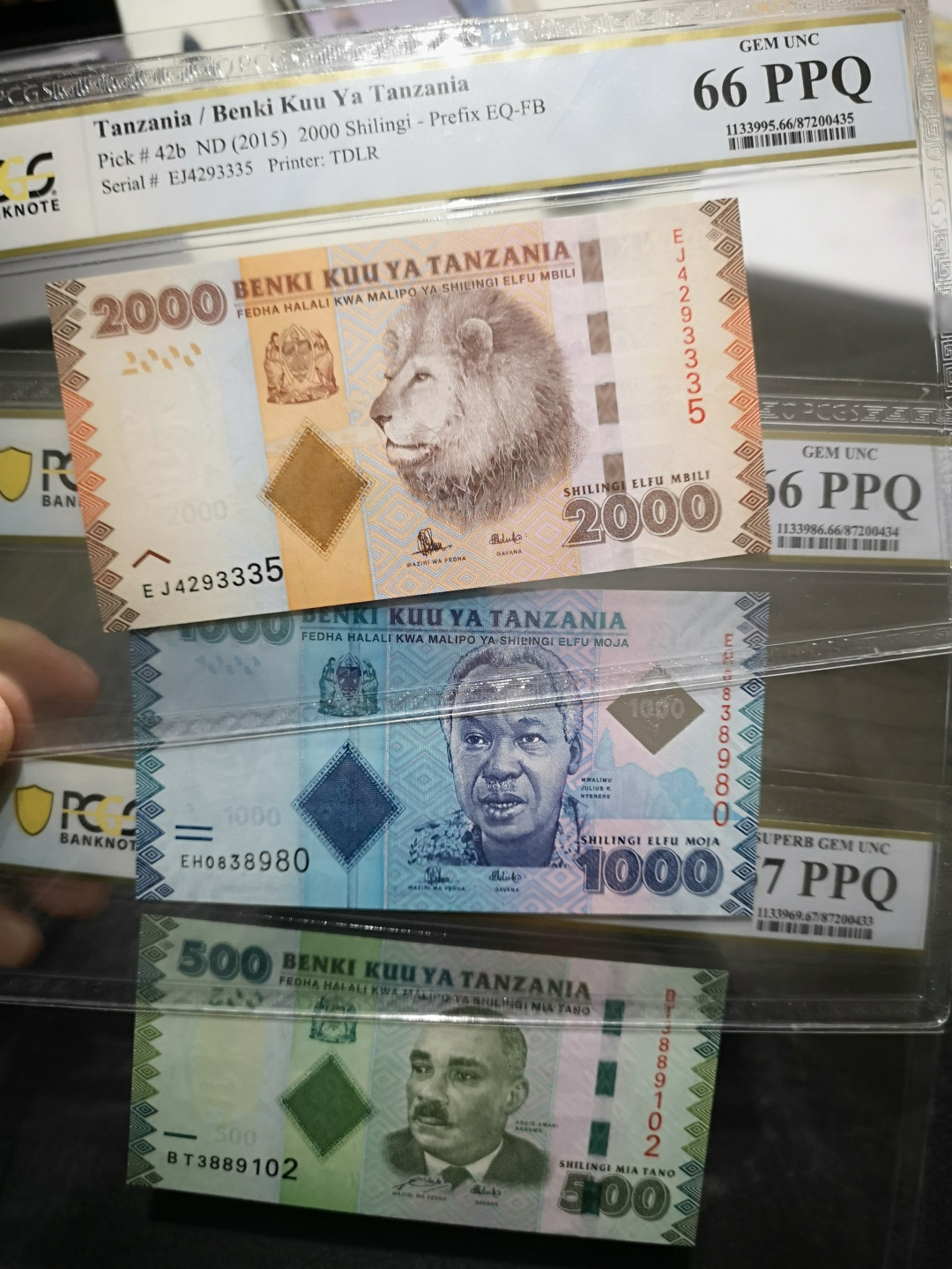 《外钞收藏家》第一百五十三期拍卖（本期94件） 坦桑尼亚五张一起  PCGS评级