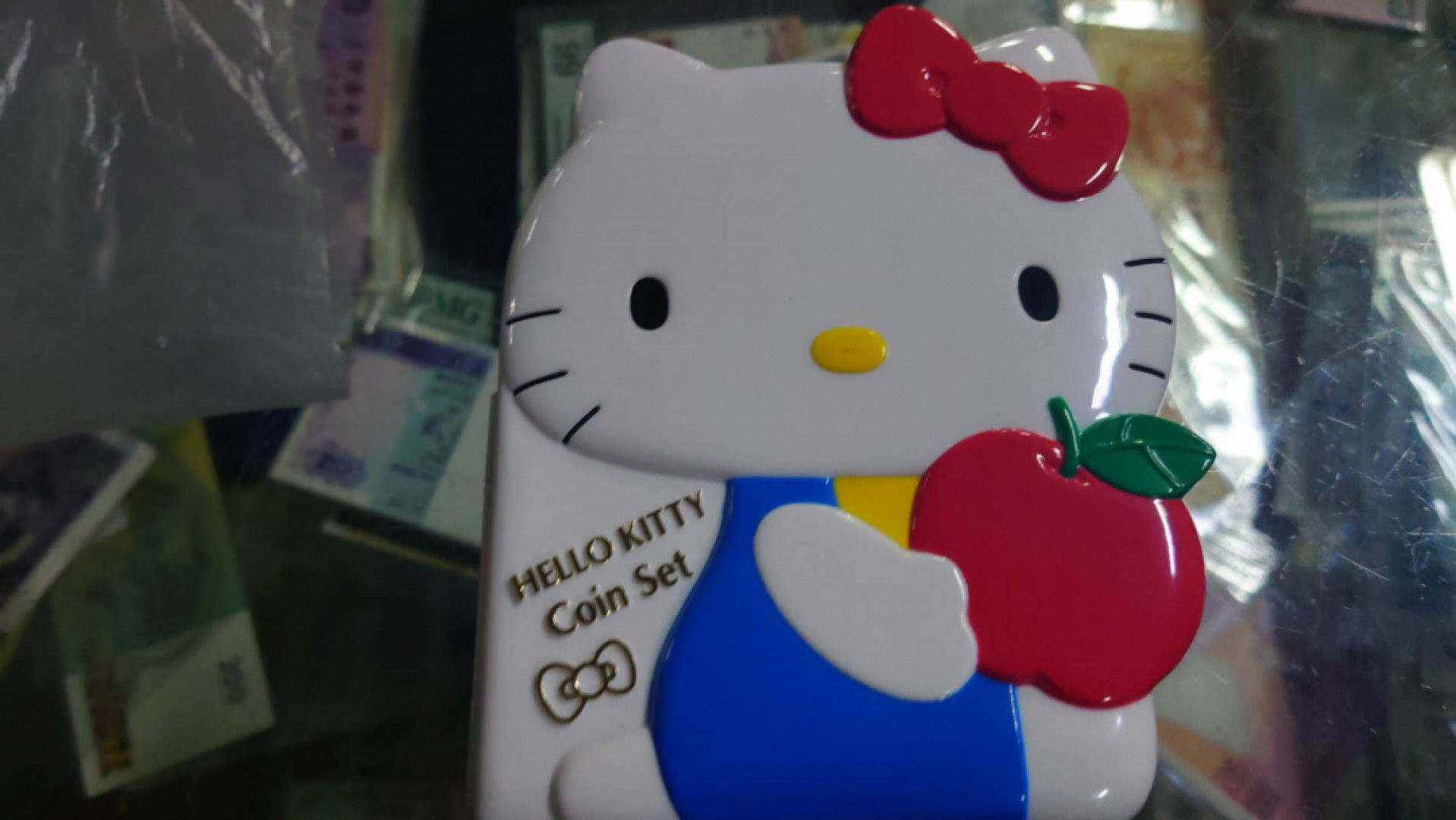 12.13晚【囧羊收藏】精选微拍第42期暨2021年第三十三期 各国钱币精选（纸币+硬币） 2004年日本Hello kitty 三十周年纪念硬币套装 全新