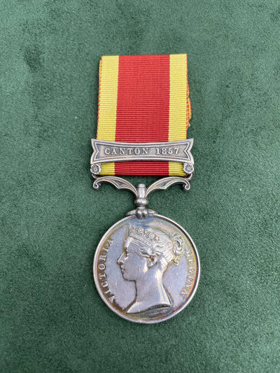 12月11日英王专拍 - 英国第二次清英战役奖章