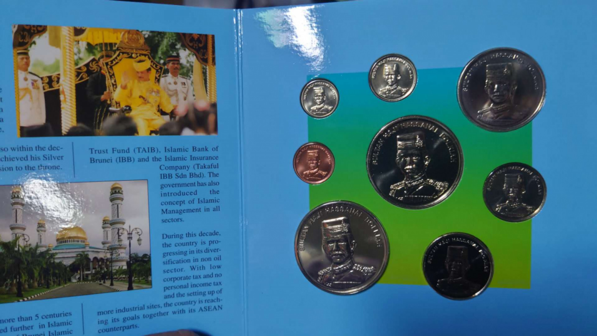 12.13晚【囧羊收藏】精选微拍第42期暨2021年第三十三期 各国钱币精选（纸币+硬币） 1994年文莱独立10周年纪念硬币 全新 原册