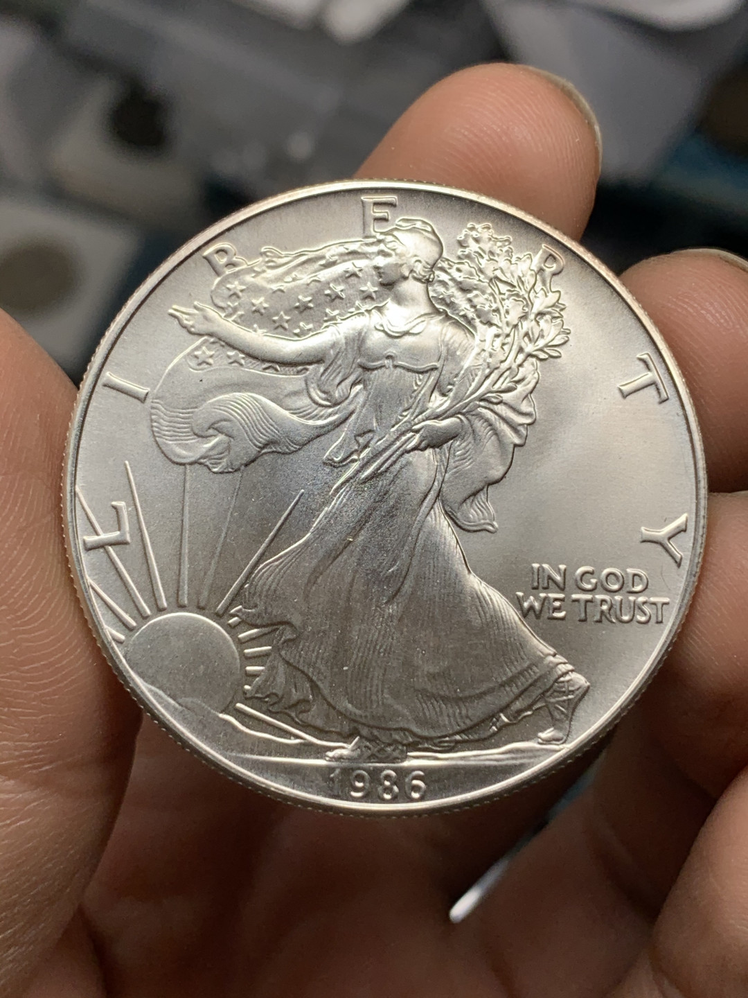 《竞宝斋》钱币微拍-第21场-本周日，周一2场连拍（全场顺丰包邮） 美国 1986年 1美元 行走女神银币 BU品