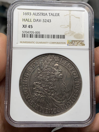《竞宝斋》钱币微拍-第21场-本周日，周一2场连拍（全场顺丰包邮） - NGC-XF45 1693  HALL DAV-3243 奥地利 1 泰勒 少见版本  原味黑彩   亚军分  2005年au的一枚裸币拍了920刀