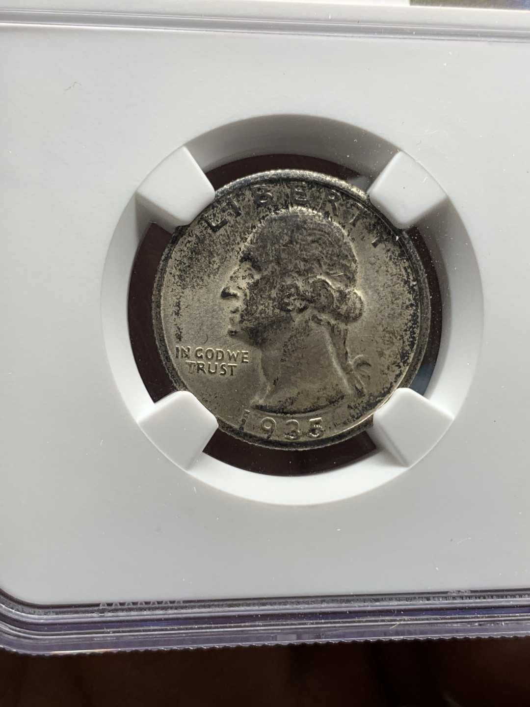 《竞宝斋》钱币微拍-第21场-本周日，周一2场连拍（全场顺丰包邮） NGC-MS63 美国 1935-S年 华盛顿头像 25分 银币 早期年份大多数品差 63分非常难得