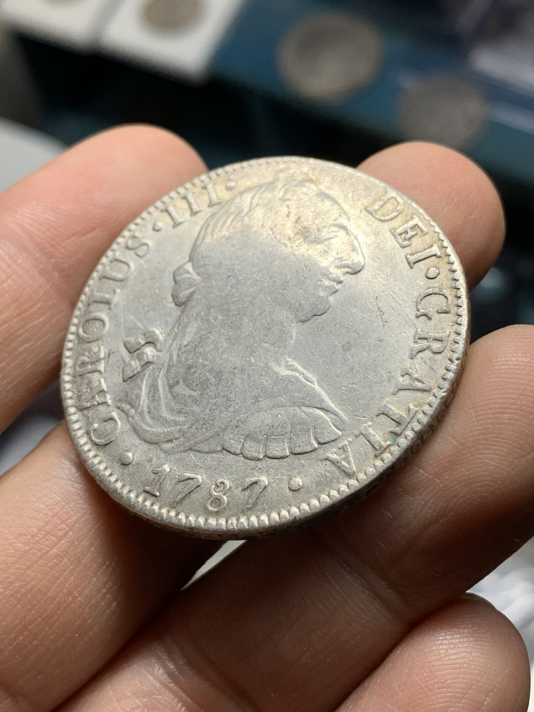 《竞宝斋》钱币微拍-第21场-本周日，周一2场连拍（全场顺丰包邮） 墨西哥1787年卡三8R无戳 底光 品相很不错